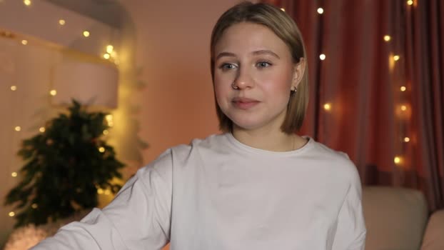 Selena_Flowers_ StripChat Female 23-01-2025