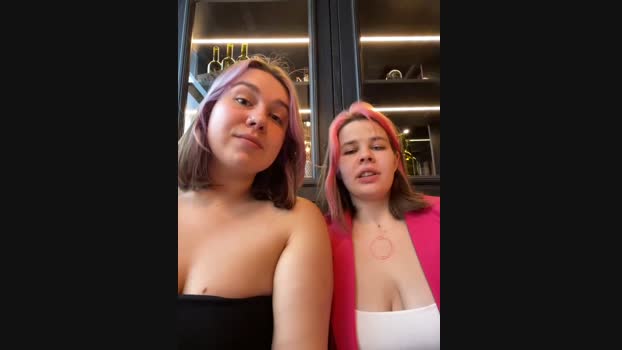 SuzieMurray StripChat Female 24-01-2025