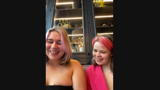 SuzieMurray StripChat Female 24-01-2025