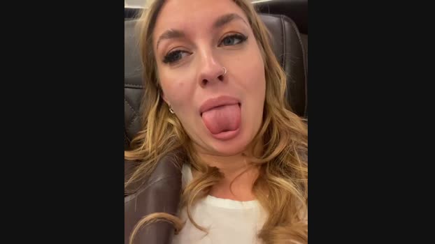 Sweet___Emily StripChat Female 24-01-2025