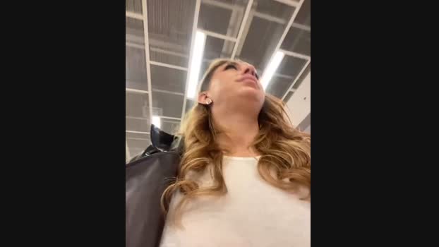 Sweet___Emily StripChat Female 24-01-2025