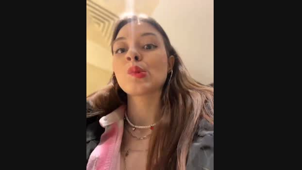 Times__Square StripChat Female 23-01-2025