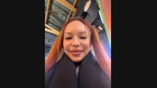 babydolll StripChat Female 24-01-2025