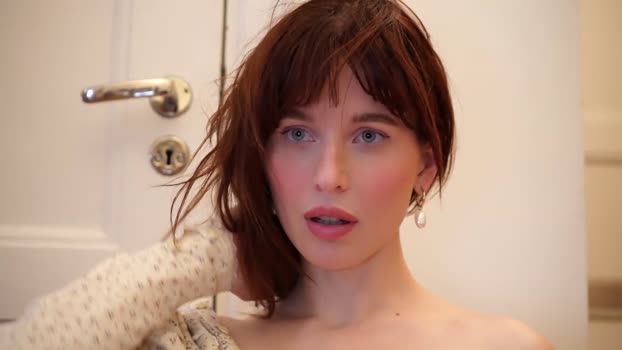 ellaa91 Chaturbate Female 24-01-2025