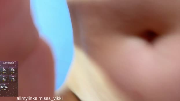 misss_viki Chaturbate Couple 23-01-2025