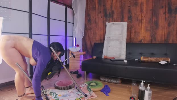 mollyflwers Chaturbate Female 23-01-2025