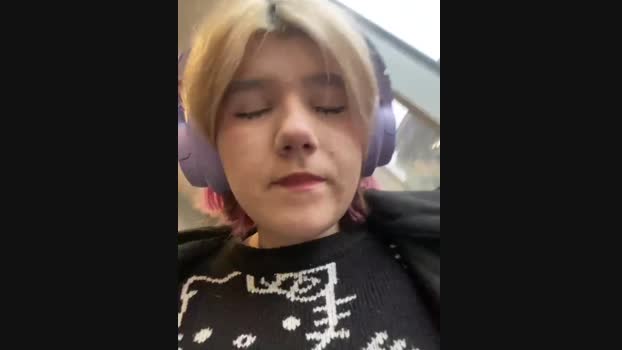 Baby__Naughty StripChat Female 25-01-2025