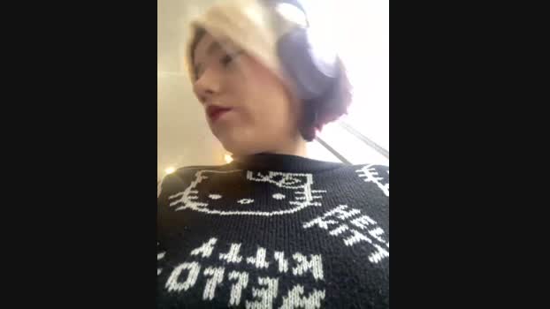 Baby__Naughty StripChat Female 25-01-2025