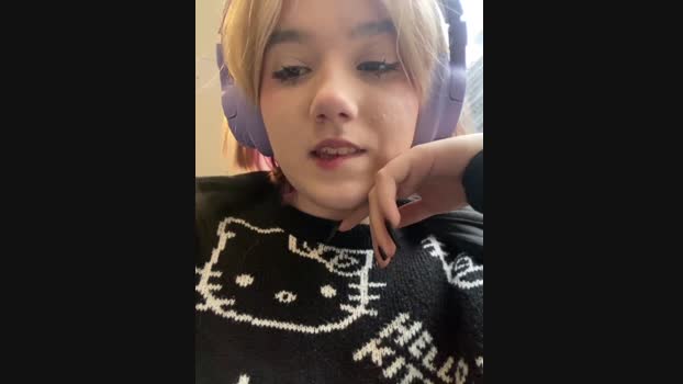 Baby__Naughty StripChat Female 25-01-2025