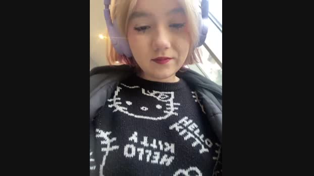 Baby__Naughty StripChat Female 25-01-2025