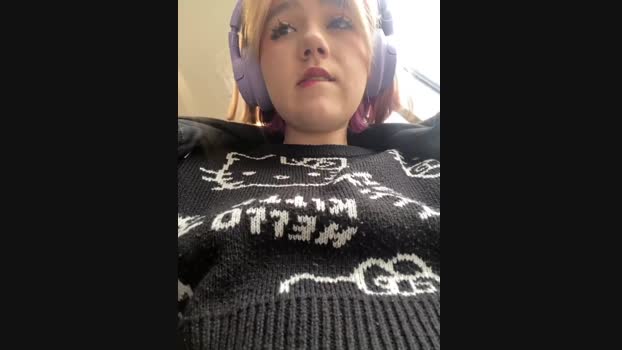 Baby__Naughty StripChat Female 25-01-2025