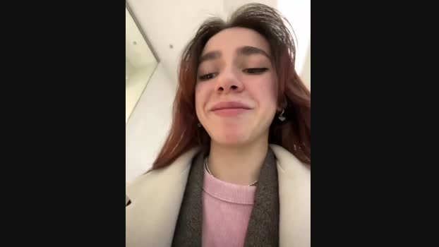 Lily__Belle StripChat Female 24-01-2025