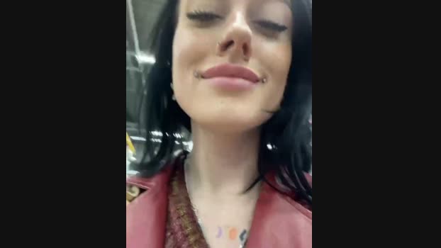 Melissa_crazy StripChat Female 24-01-2025