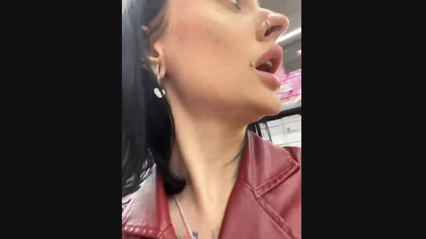 Melissa_crazy StripChat Female 24-01-2025