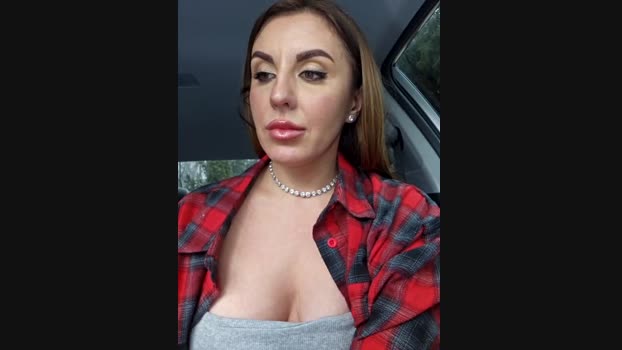 MilfNextDoor20 StripChat Female 25-01-2025