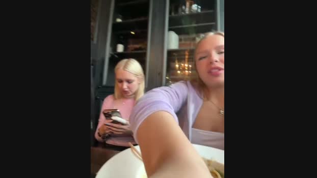 Milkyy_wway StripChat Female 25-01-2025