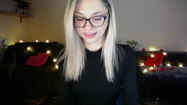 Moonshinee MyFreeCams Female 25-01-2025