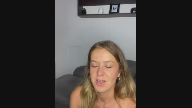 SexyyHannahx StripChat Female 24-01-2025