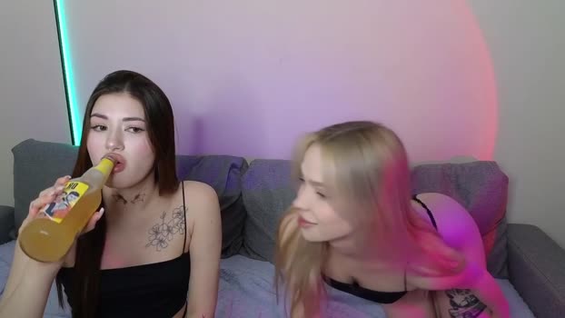 mmkakpoxyi22 Chaturbate Couple 24-01-2025