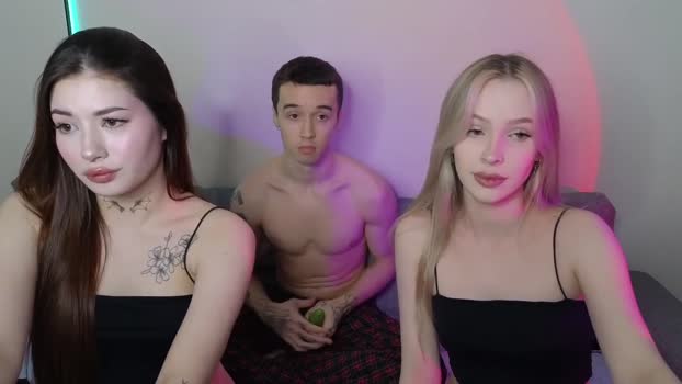 mmkakpoxyi22 Chaturbate Couple 24-01-2025