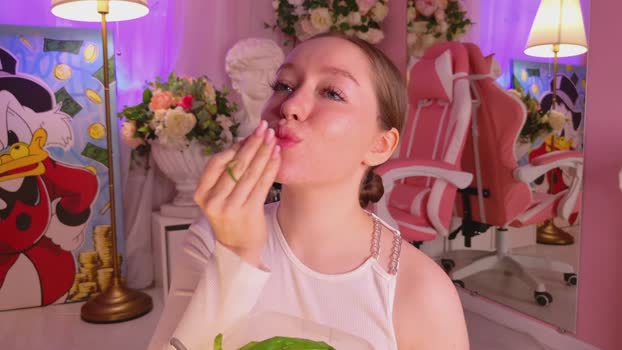 your_sweet_jenny StripChat Female 25-01-2025