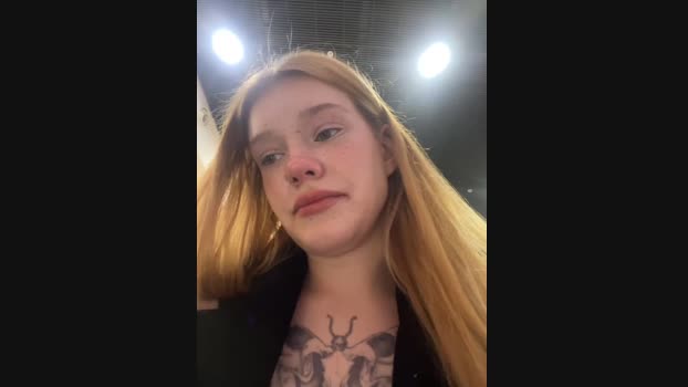 Honey___Hot StripChat Female 26-01-2025