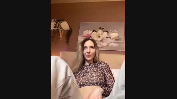 LiaraTesoni StripChat Female 25-01-2025