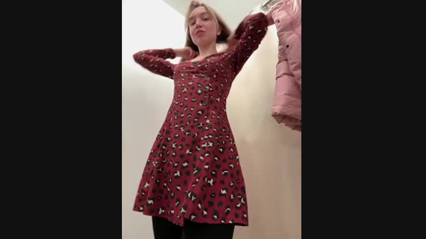 Miss_Elfie StripChat Female 26-01-2025