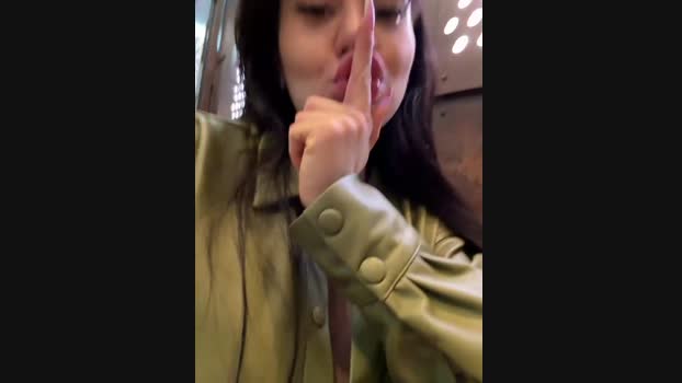 Wet__Bunny StripChat Female 25-01-2025