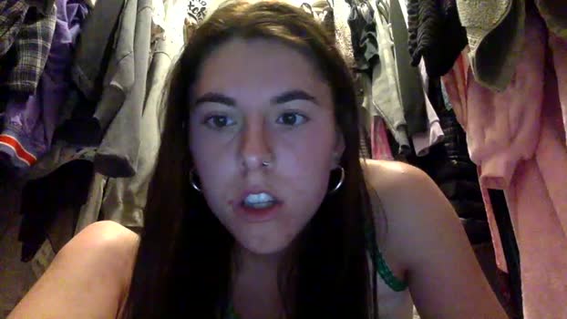 c0ckwhores StripChat Female 25-01-2025