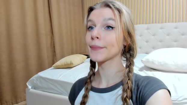 mila_polly_and_forester Chaturbate Couple 25-01-2025