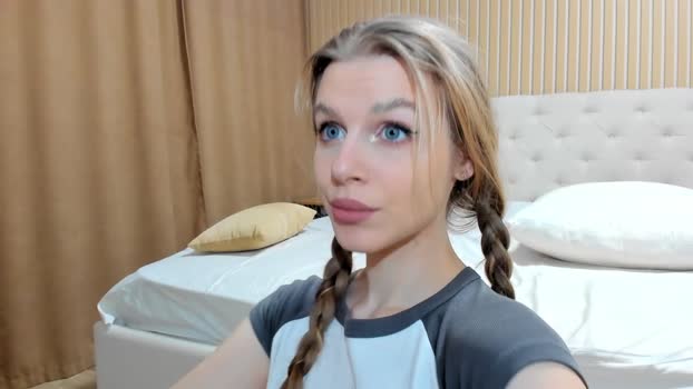 mila_polly_and_forester Chaturbate Couple 25-01-2025