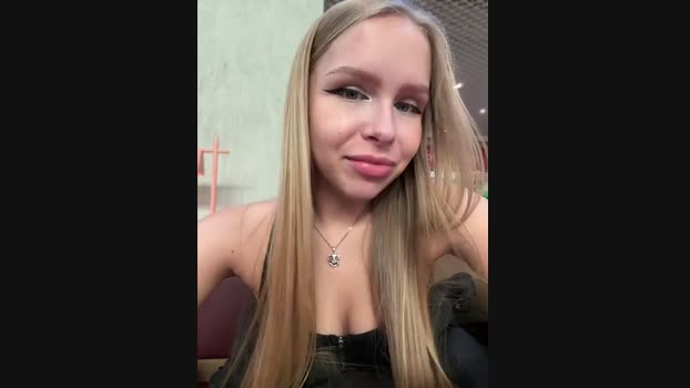 mur_girl StripChat Female 26-01-2025