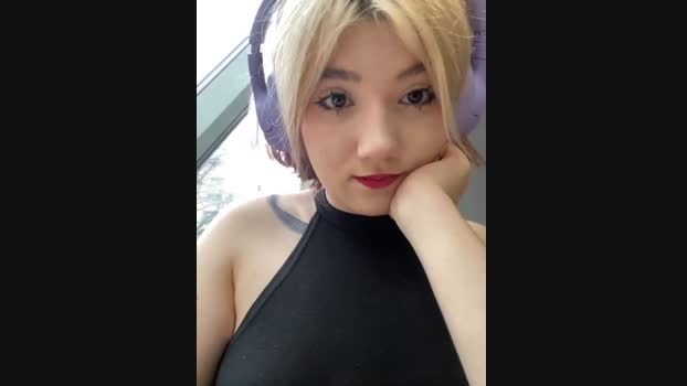 Baby__Naughty StripChat Female 27-01-2025