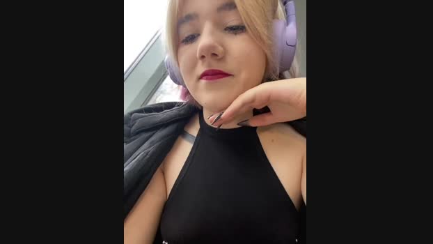 Baby__Naughty StripChat Female 27-01-2025