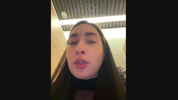 Holly_Play StripChat Female 27-01-2025