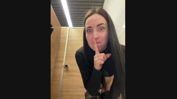 Holly_Play StripChat Female 27-01-2025