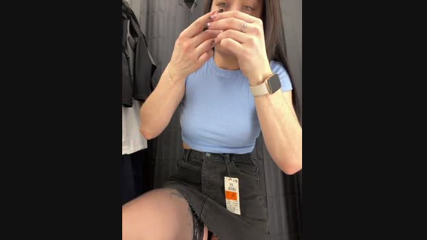Holly_Play StripChat Female 27-01-2025