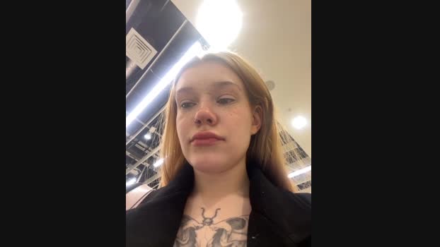 Honey___Hot StripChat Female 26-01-2025