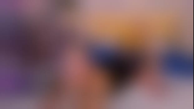 _Laurastar_ StripChat Female 26-01-2025