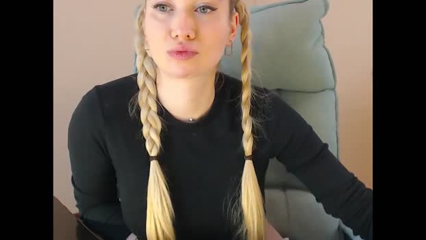 Yveline MyFreeCams Female 26-01-2025