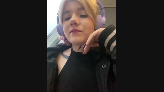 Baby__Naughty StripChat Female 28-01-2025