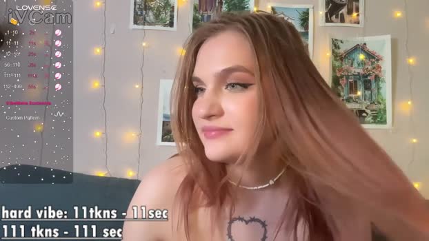 CarolineLovers StripChat Female 27-01-2025