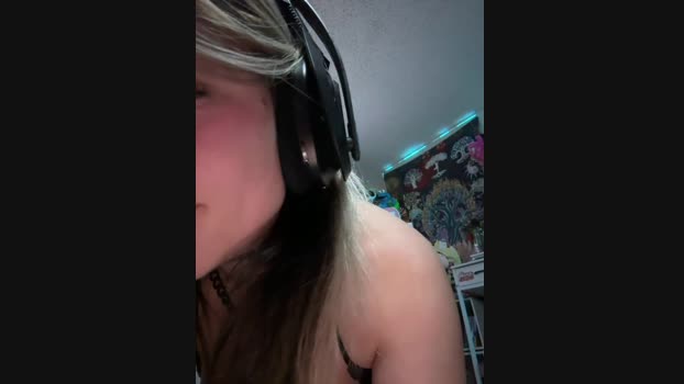 Cutiepiespanks StripChat Female 27-01-2025