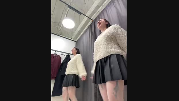 Holly_Play StripChat Female 28-01-2025