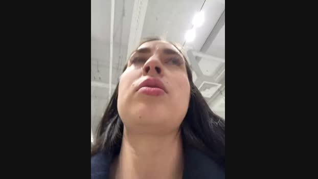Holly_Play StripChat Female 28-01-2025