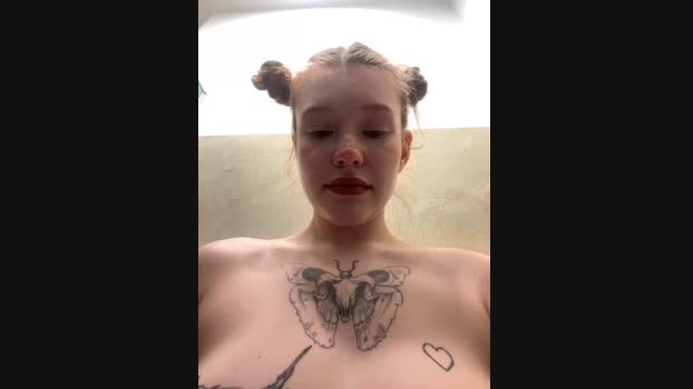 Honey___Hot StripChat Female 27-01-2025