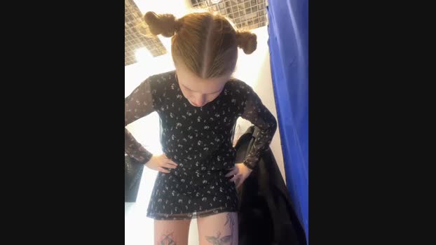 Honey___Hot StripChat Female 28-01-2025