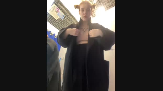 Honey___Hot StripChat Female 28-01-2025