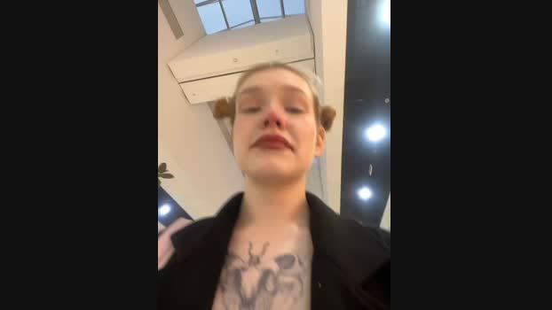 Honey___Hot StripChat Female 28-01-2025